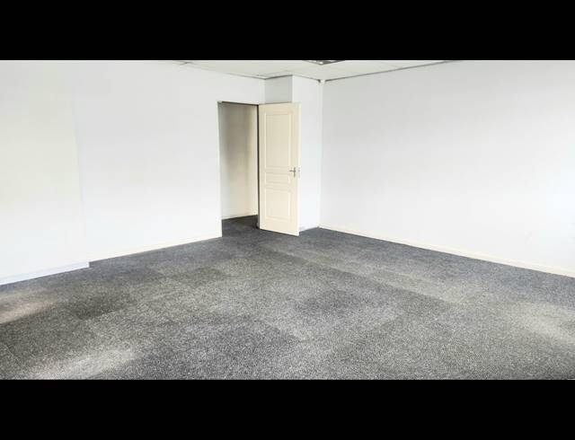 150M² OFFICE TO LET IN RIVERHORSE VALLEY